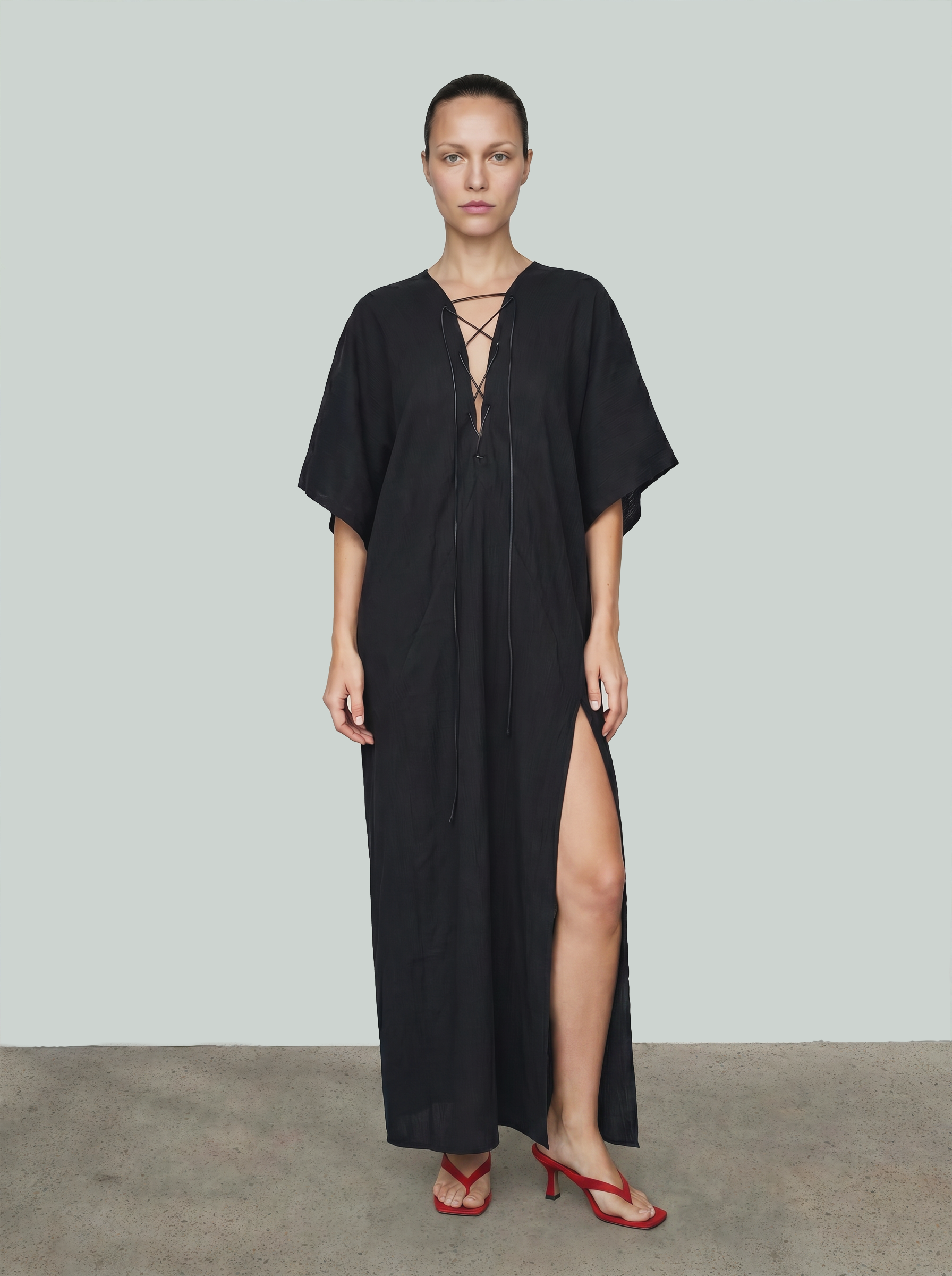 STORM INTERVAL KAFTAN IN BLACK