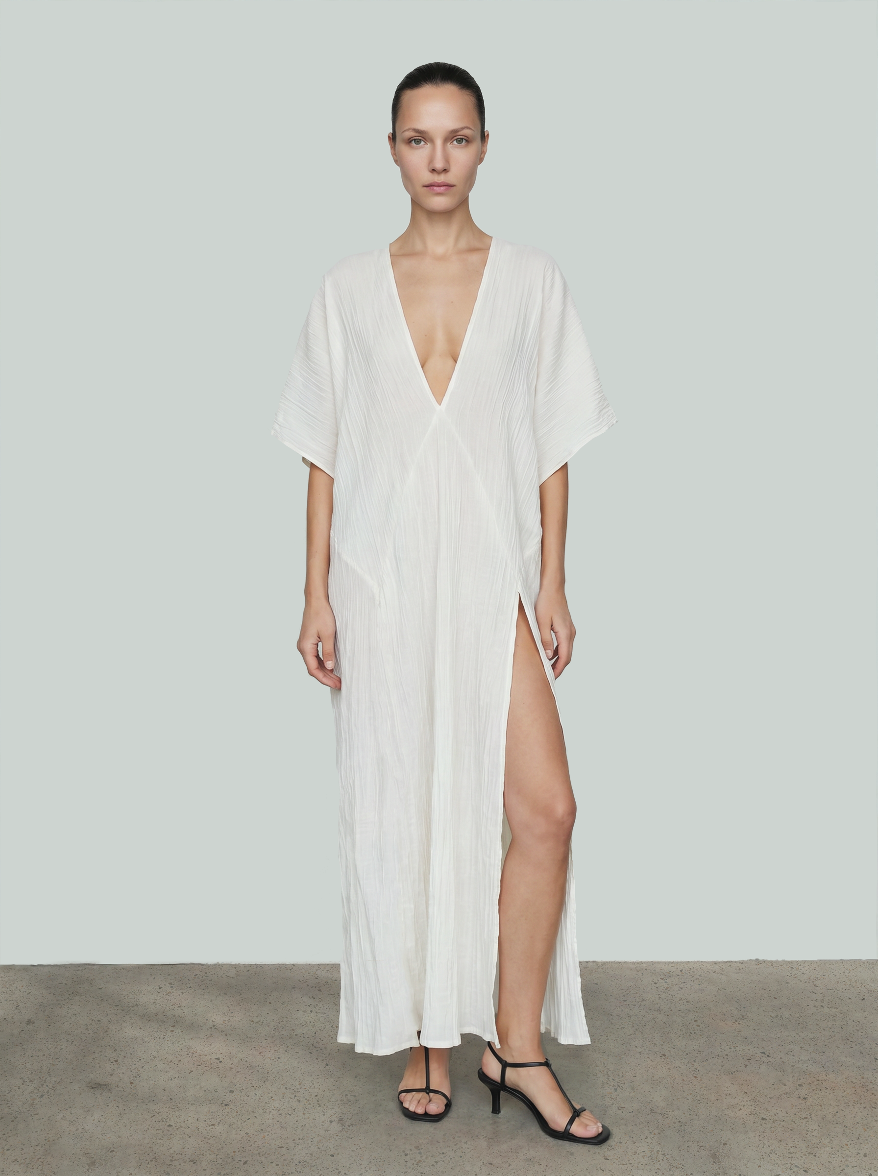 STORM INTERVAL KAFTAN IN WHITE